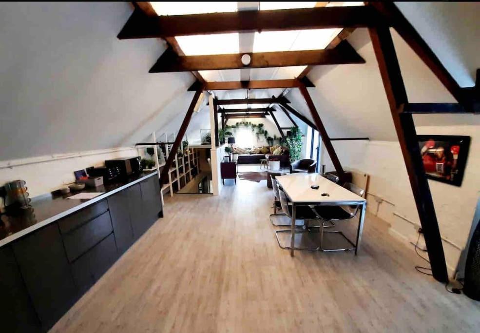 Lovely 1-Bedroom Serviced Apartment In Deal, Kent エクステリア 写真